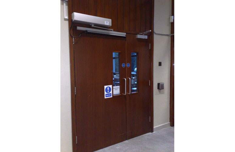 school-door-automation-swing-door-automation-wheelchair-access-disabled-access-6